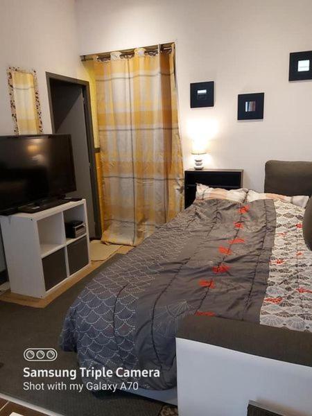 Caen Port Center Apartment Bagian luar foto